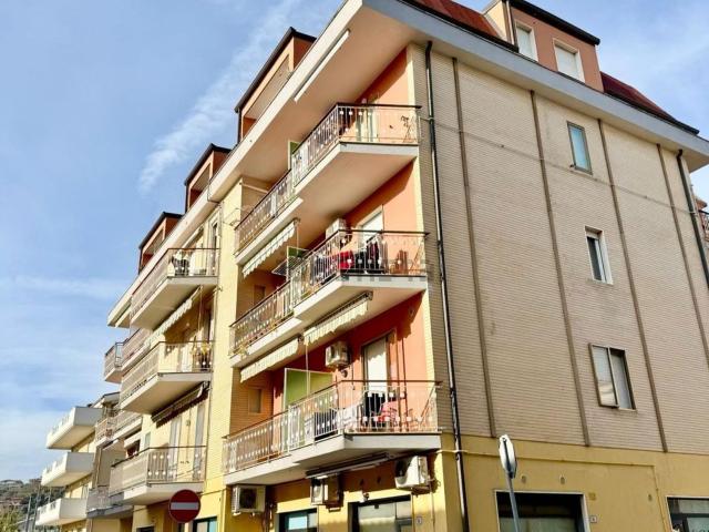 Appartamento in vendita a Silvi, Abruzzo
