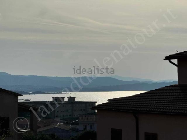 Appartamento in vendita a Barabò, La Maddalena