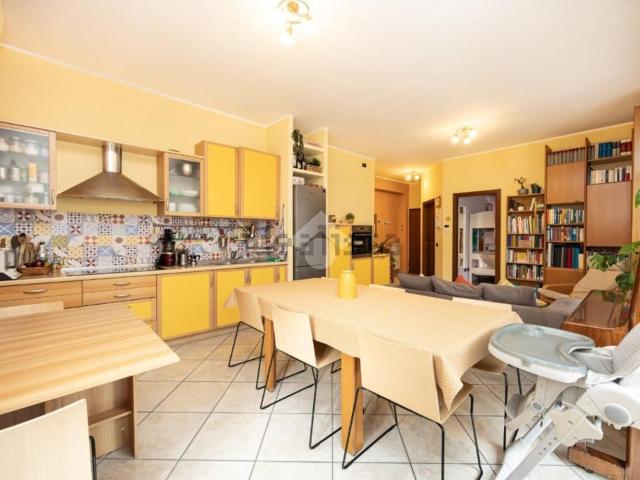 Appartamento in vendita a Gorgonzola, Lombardia