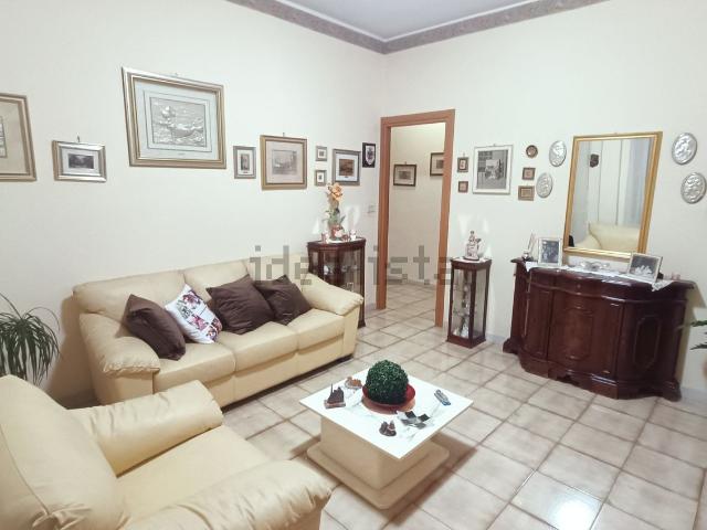 Appartamento in vendita a Giarre, Sicilia