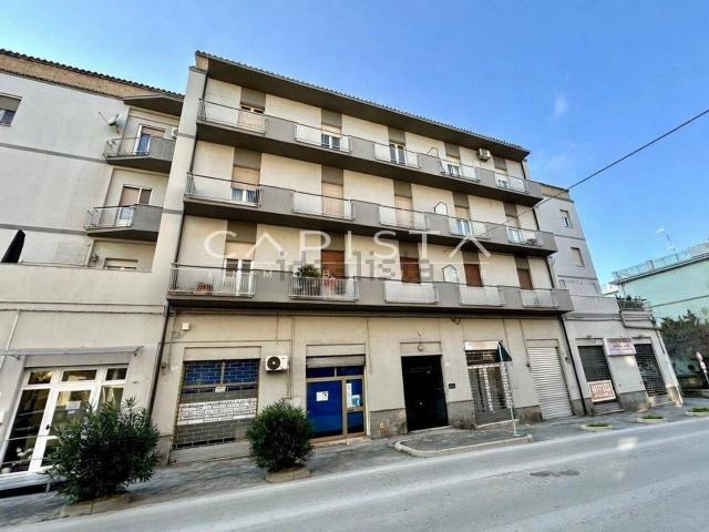Appartamento in vendita a Ortona, Abruzzo