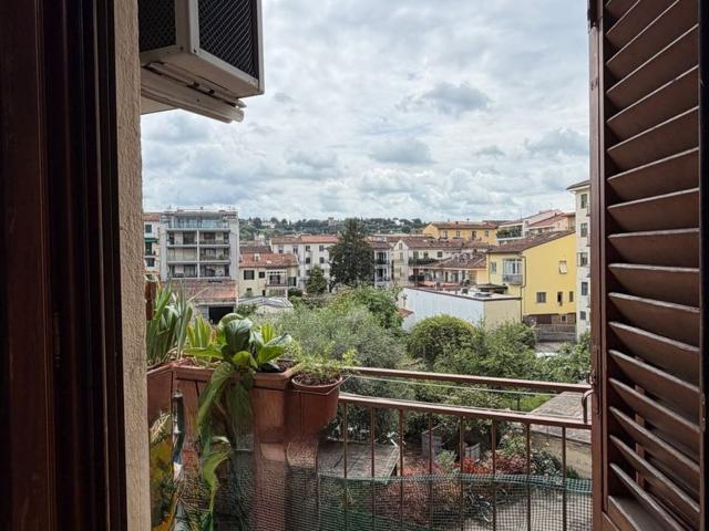 Appartamento in vendita a Quartiere 4, Firenze