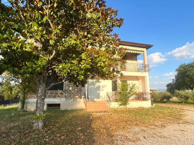 Appartamento in vendita a Case Cooperative, Cassino