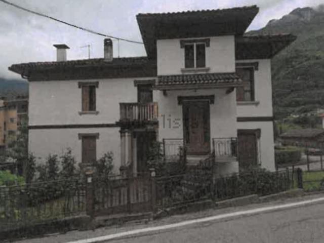 Appartamento in vendita a Longarone, Veneto