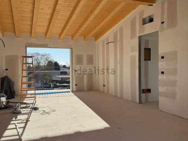 Appartamento in vendita a Sclavons, Cordenons