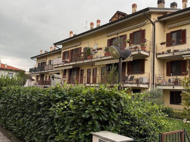 Appartamento in vendita a Unione dei Comuni I Fontanili, Rosate