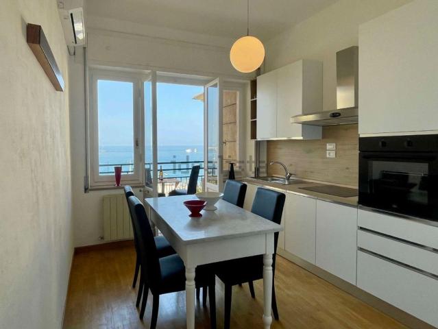 Appartamento in vendita a Sestri Levante, Genova