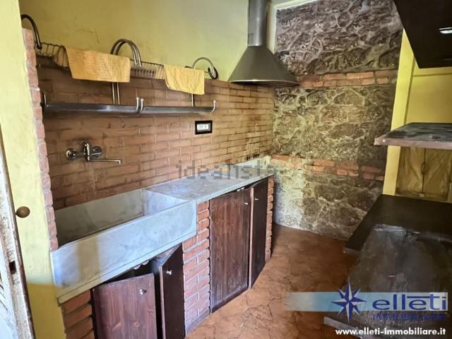 Appartamento in vendita a Castagnola, Marina Di Massa