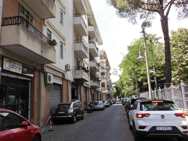 Appartamento in vendita a Viagrande, Catania