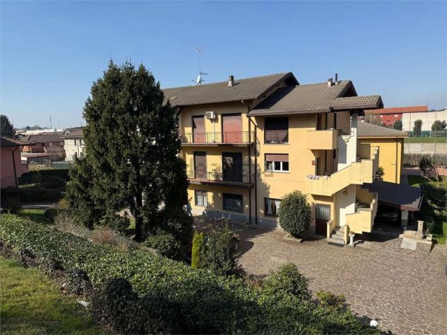 Appartamento in vendita a Cantù, Lombardia