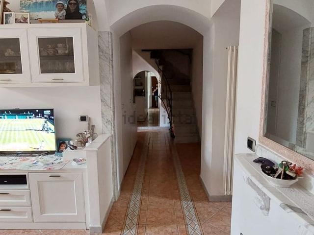 Appartamento in vendita a Carrara, Toscana