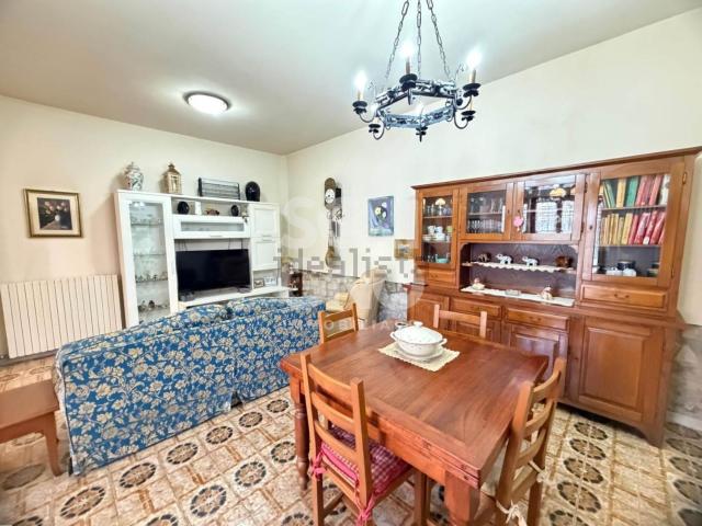 Appartamento in vendita a Marliana, Toscana