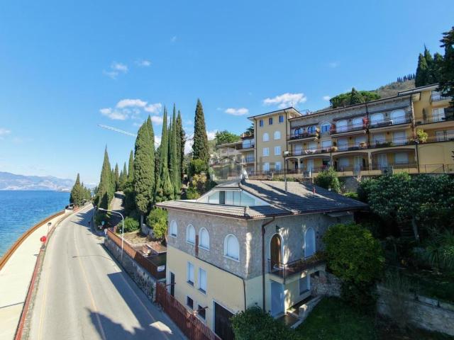 Appartamento in vendita a Loncrino, Torri Del Benaco