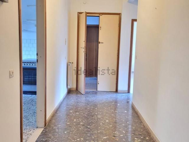 Appartamento in vendita a Montevarchi, Toscana