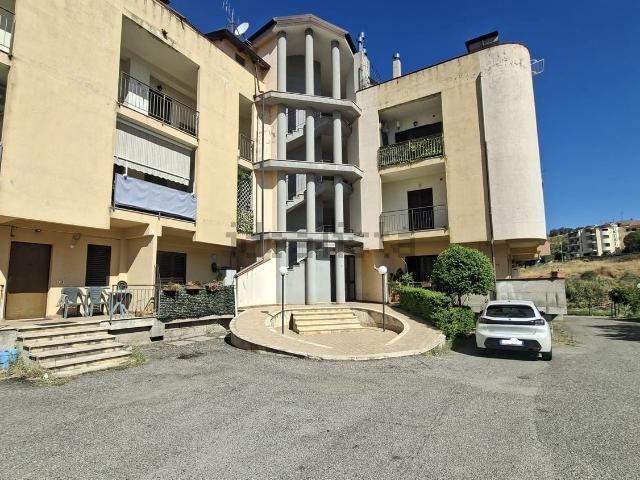 Appartamento in vendita a Luzzi, Cosenza