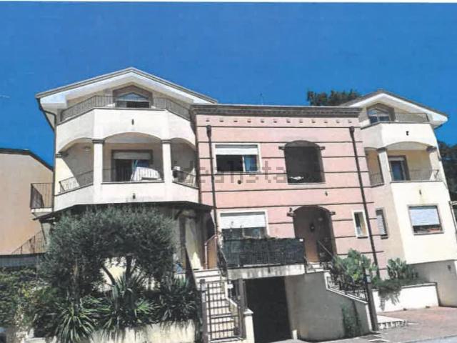 Appartamento in vendita a Fratte, Sassofeltrio