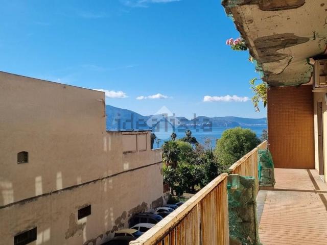 Appartamento in vendita a Oncino, Torre Annunziata