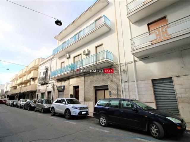 Appartamento in vendita a Crispiano, Taranto