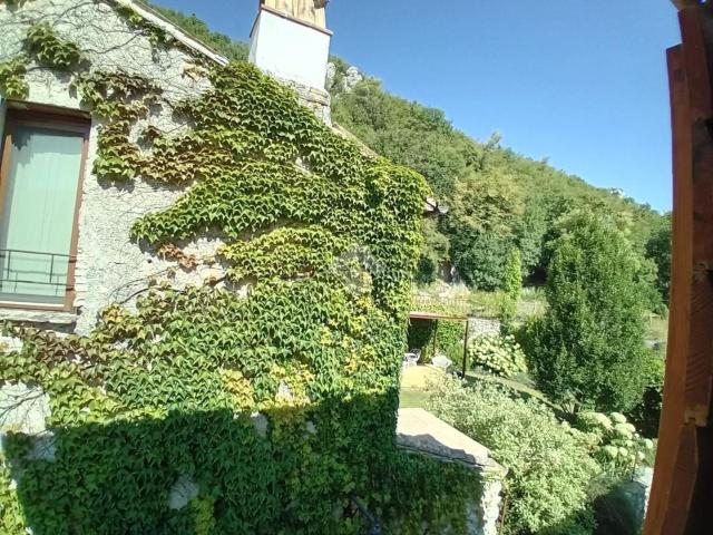 Appartamento in vendita a Spoleto, Umbria