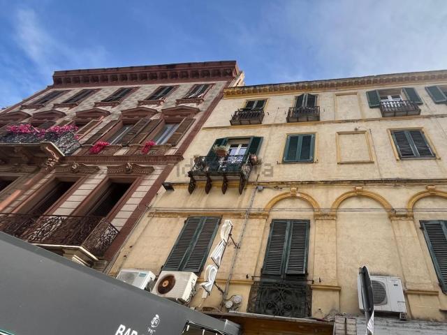 Appartamento in vendita a Cappuccini, Cala Di Volpe