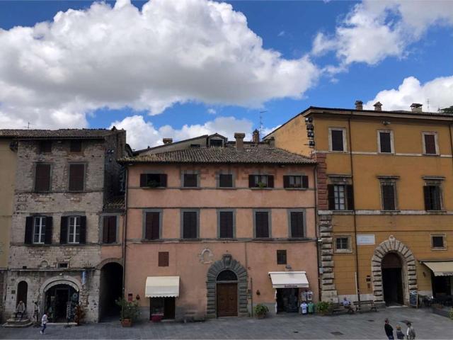 Attico in vendita a Izzalini, Umbria