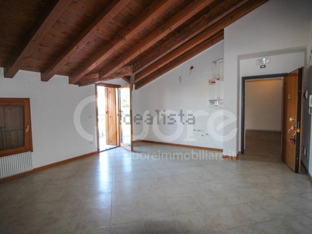 Appartamento in vendita a Nimis, Friuli-Venezia Giulia