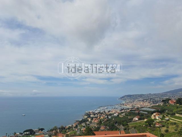 Appartamento in vendita a Poggio di Sanremo, San Remo