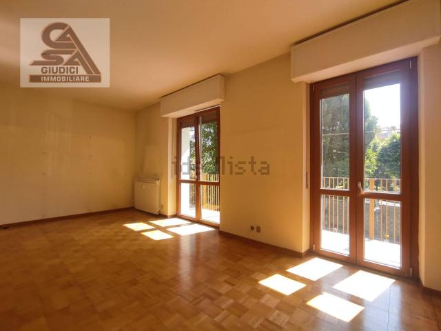 Appartamento in vendita a Volta-Prealpi, Saronno