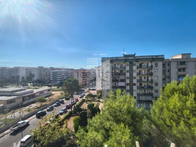 Appartamento in vendita a Calabria, Crotone