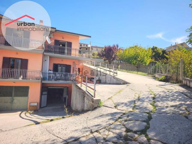 Appartamento in vendita a Montereale, L'Aquila