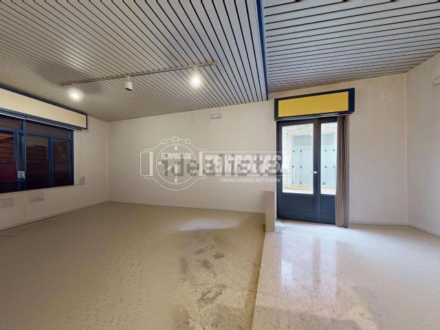 Appartamento in vendita a Contrada Casopietro, Puglia