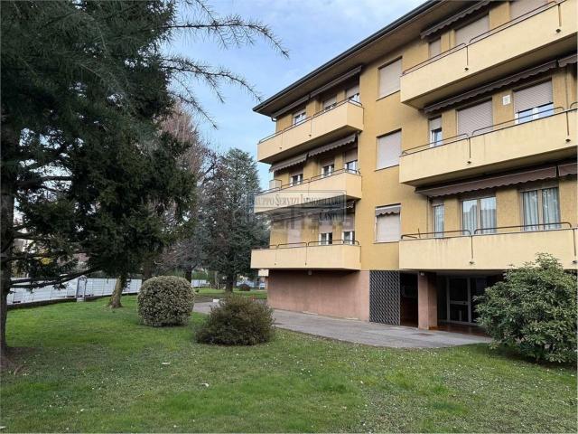 Attico in vendita a Cantù, Lombardia