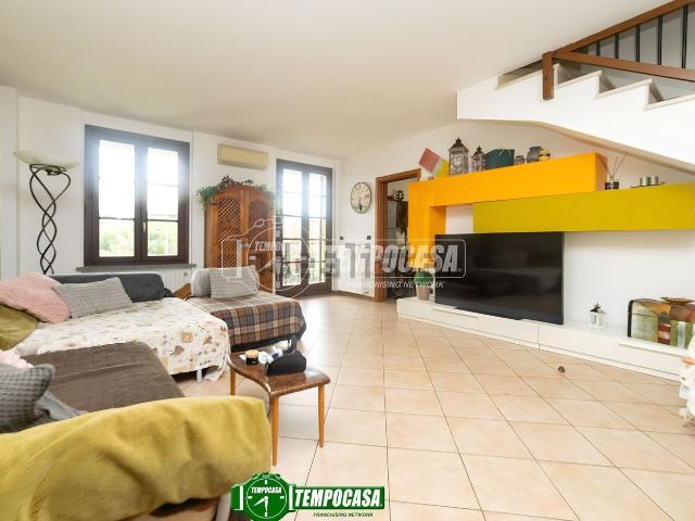 Appartamento in vendita a Cambiago, Lombardia