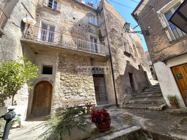 Appartamento in vendita a Alvito, Frosinone