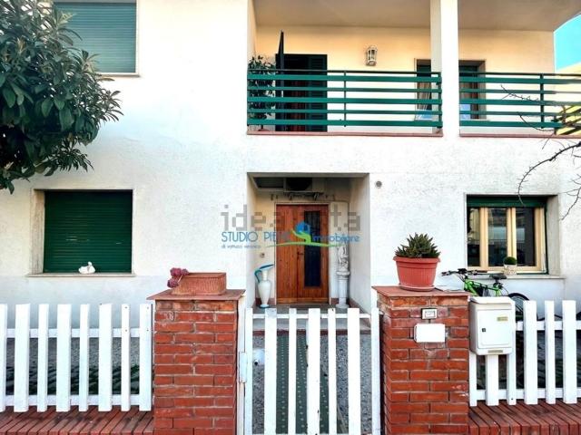 Appartamento in vendita a Le Case, Montevettolini