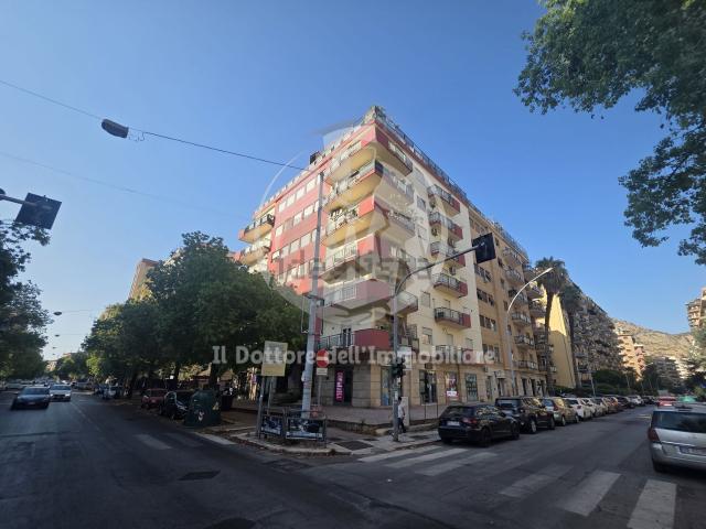Attico in vendita a VI Circoscrizione, Palermo