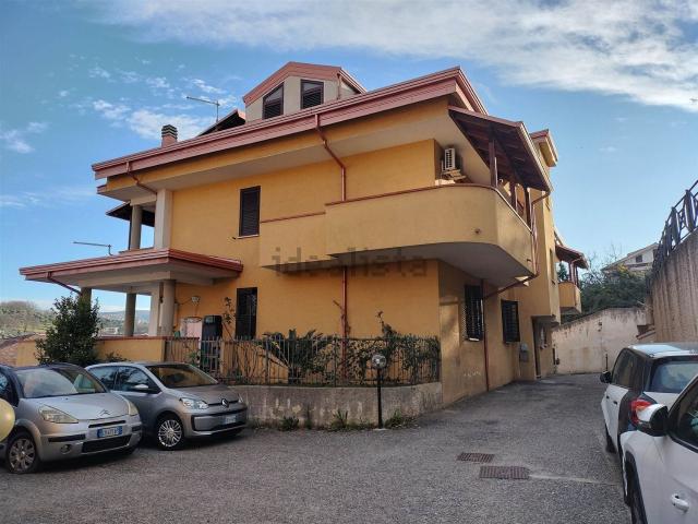 Appartamento in vendita a Città 2000, Calabria