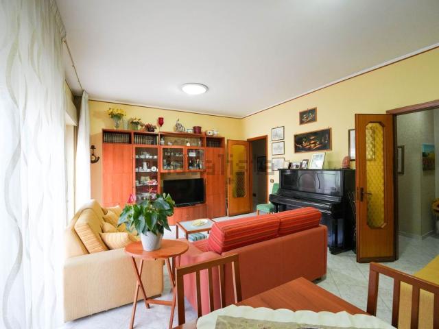 Appartamento in vendita a Gravina Di Catania, Sicilia