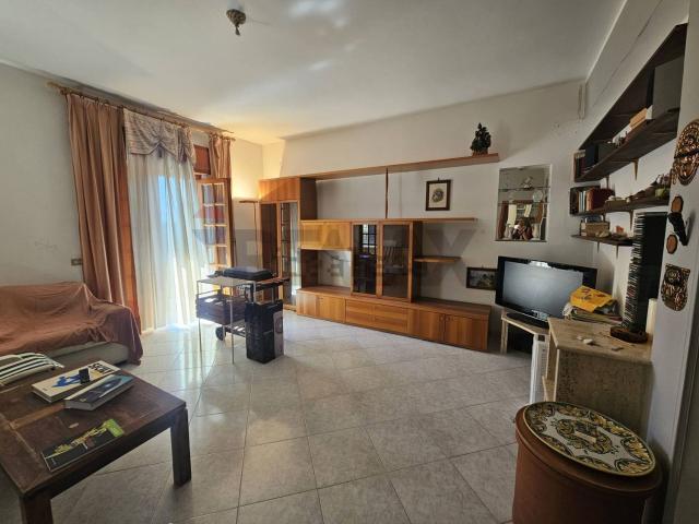 Appartamento in vendita a Bagheria, Sicilia