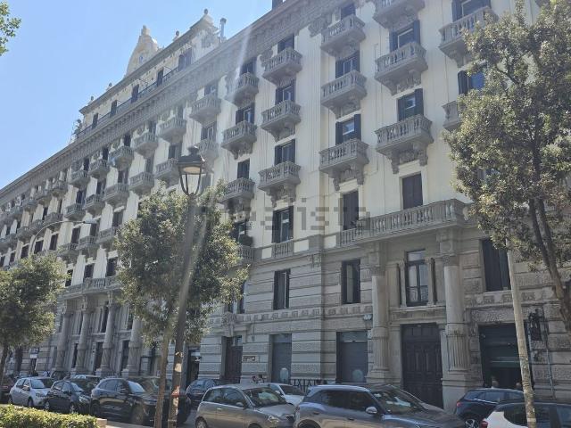 Appartamento in vendita a Municipio 1, Puglia