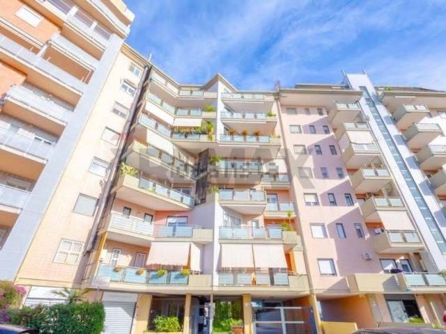 Appartamento in vendita a Municipio 4, Puglia