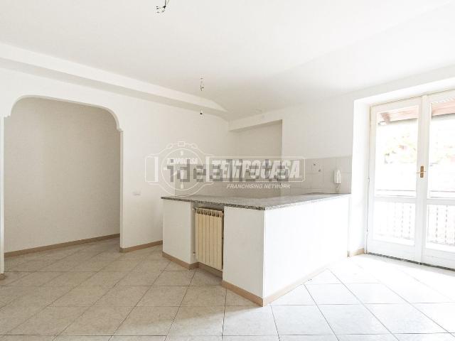 Appartamento in vendita a Molera, Oggiono