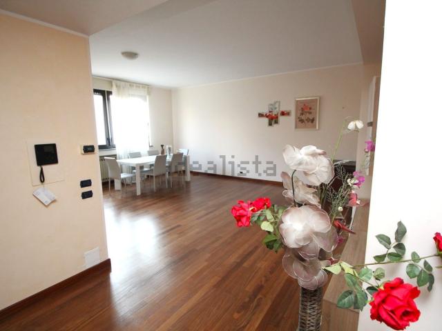 Appartamento in vendita a Oltresempione, Legnano