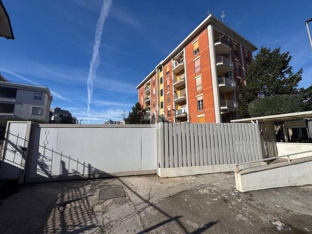 Appartamento in vendita a Aversa, Caserta