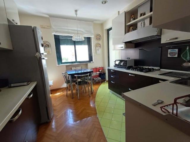 Appartamento in vendita a Municipio 2, Puglia