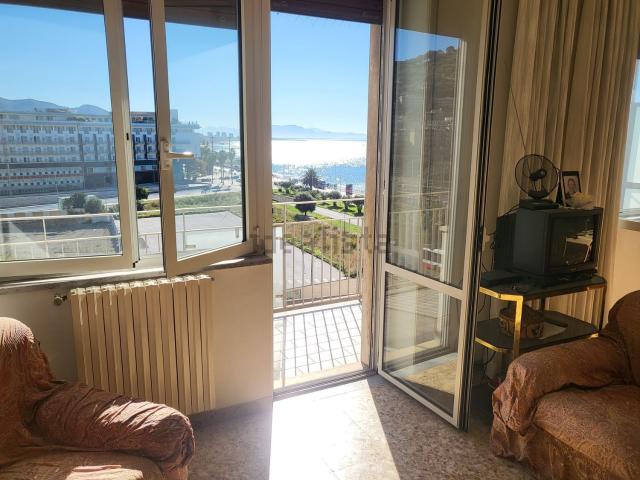 Appartamento in vendita a Salerno, Campania