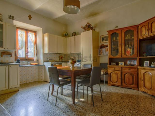 Appartamento in vendita a Vaiano, Prato