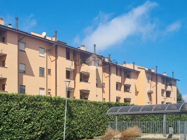 Appartamento in vendita a Omate, Agrate Brianza