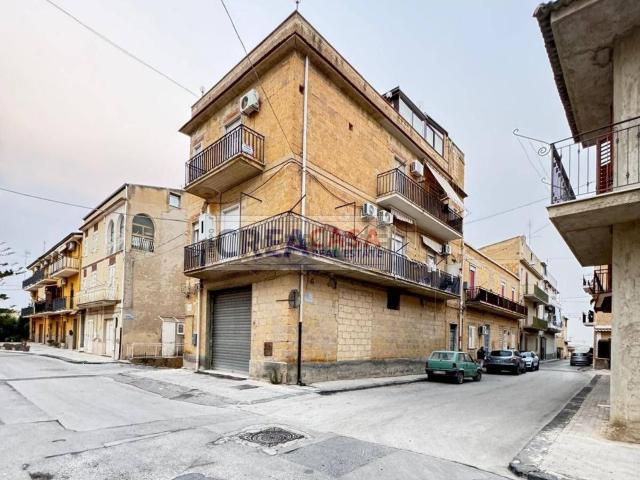 Appartamento in vendita a Riesi, Sicilia