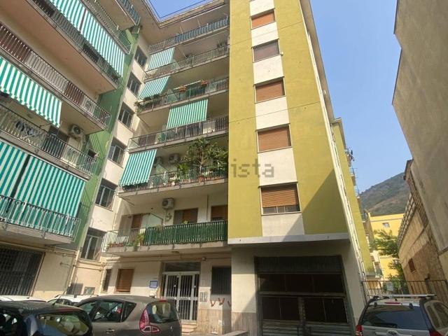 Appartamento in vendita a Roccapiemonte, Campania